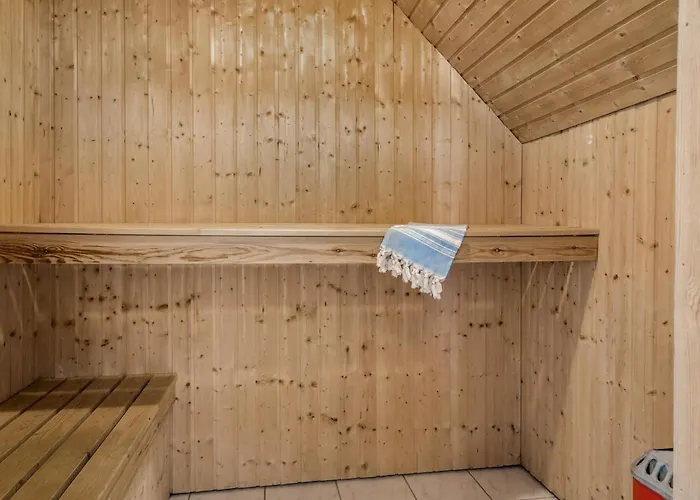 Gorgeous In Harboore With Sauna Casa de Férias